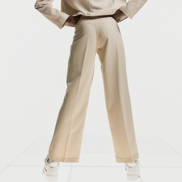 Khaki H&M Straight Wide Legged High Waisted Dress Trouser Work Pant (Size 8) - Picture 3 of 12